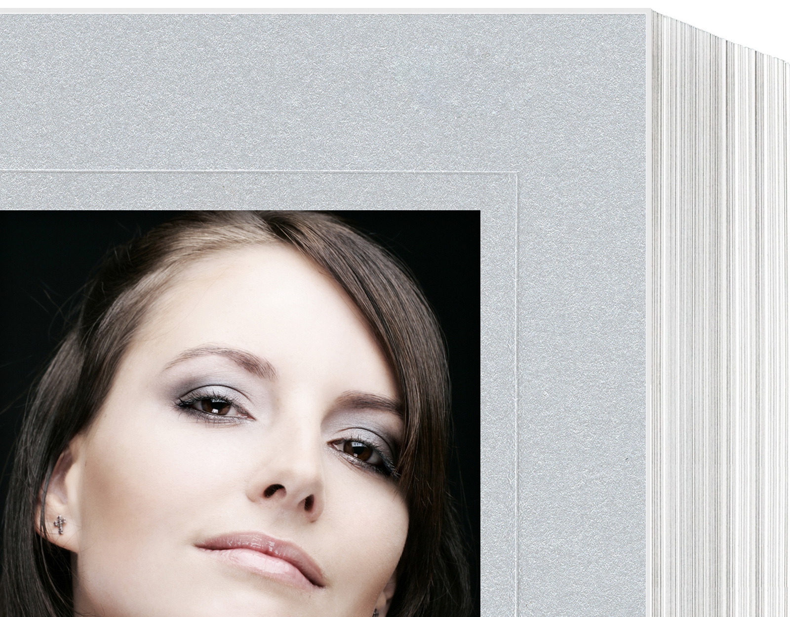 Endlosleporello für 10x15 cm - weiß - silber satinierte Maske - Blindprägung - 50 Teile