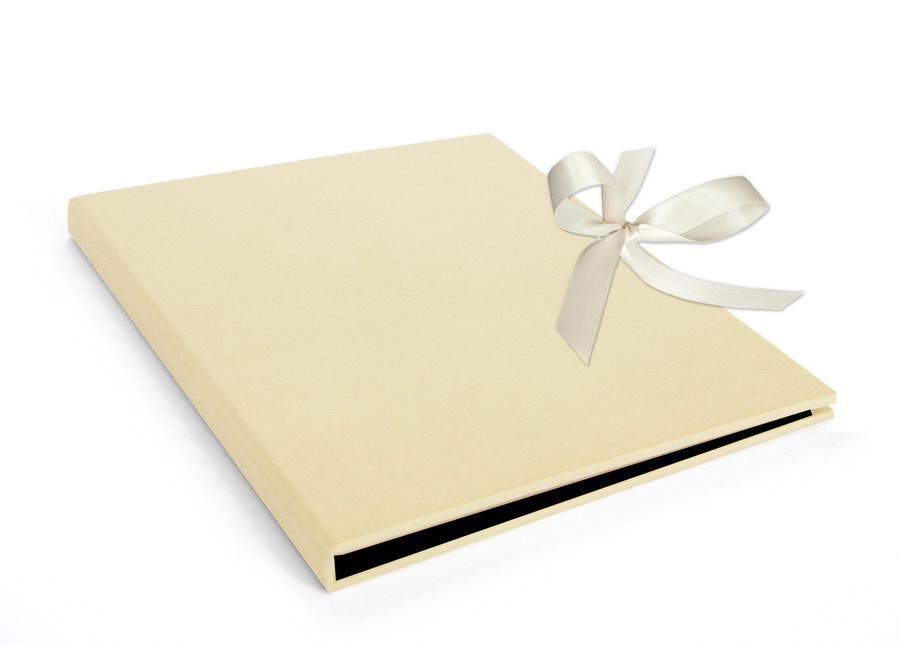 Momentum DVD-Cover Akilea Easy 16x16 Efalin creme